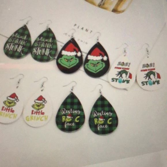 BELIEVE Earrings Grinch Christmas - Picture 12 of 14